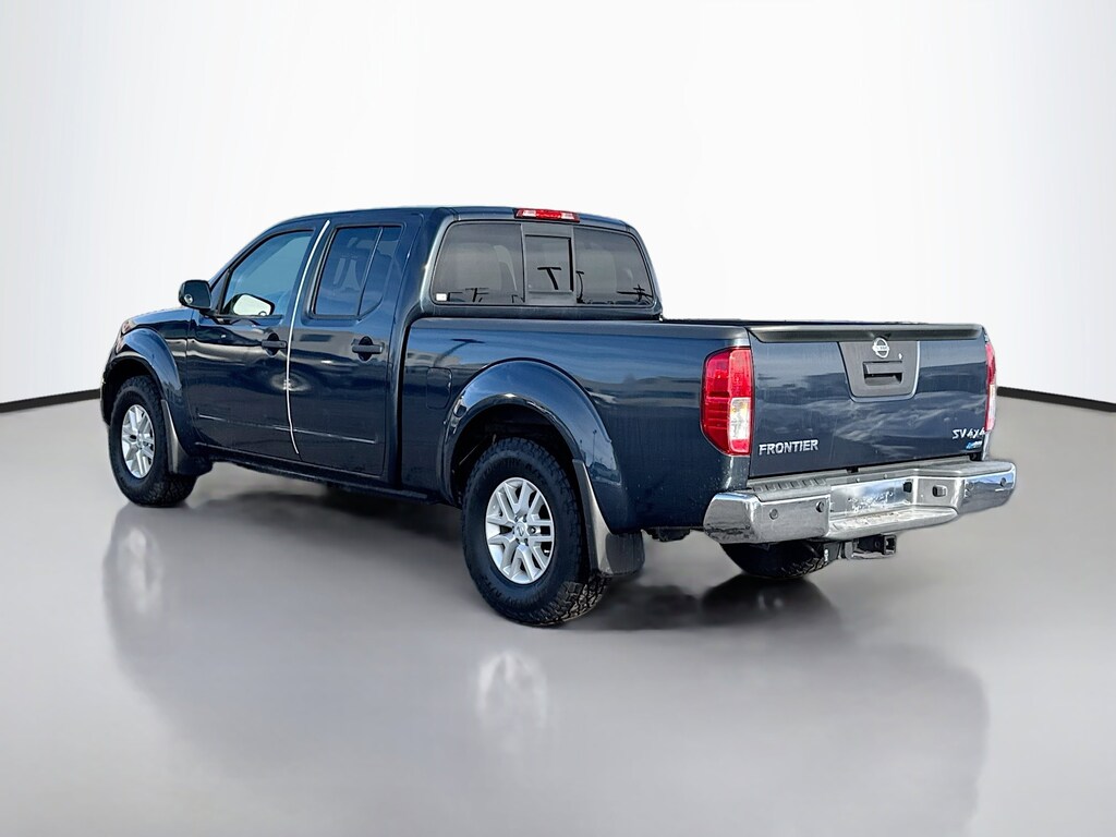 Used 2017 Nissan Frontier SV Crew Cab Pickup