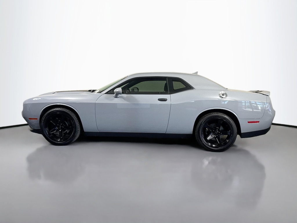 Certified 2020 Dodge Challenger SXT 2dr Car