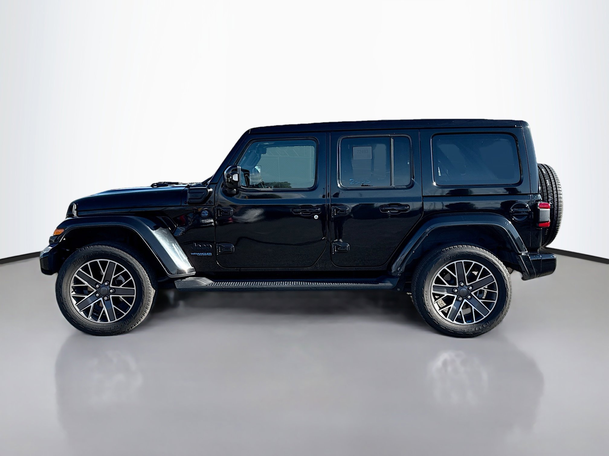 2022 Jeep Wrangler Unlimited Sahara High Altitude 4xe photo 3
