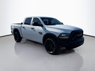 2022 Ram 1500 Classic SLT Crew Cab Pickup