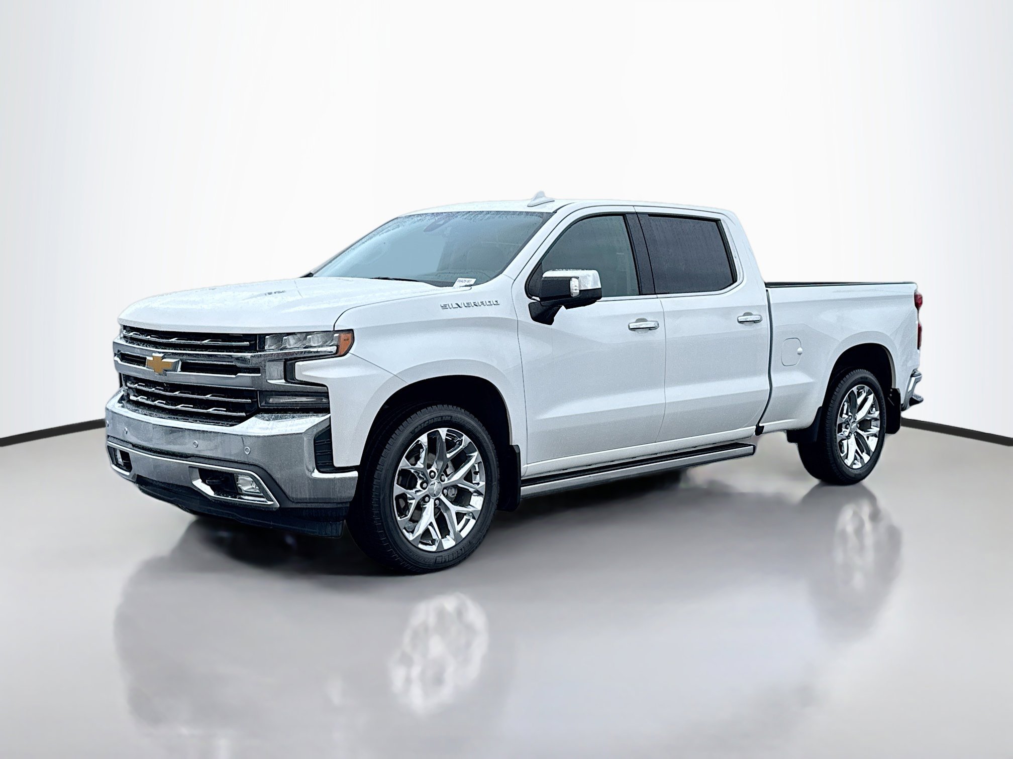 2020 Chevrolet Silverado 1500 LTZ photo 2