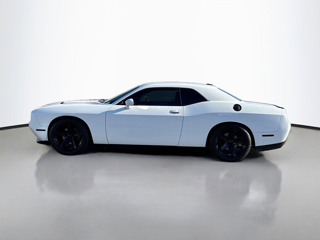 Certified 2022 Dodge Challenger SXT 2dr Car