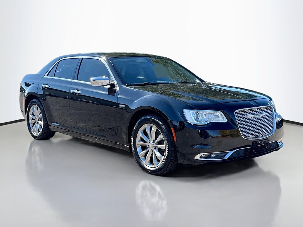 Used 2018 Chrysler 300 Limited 4dr Car