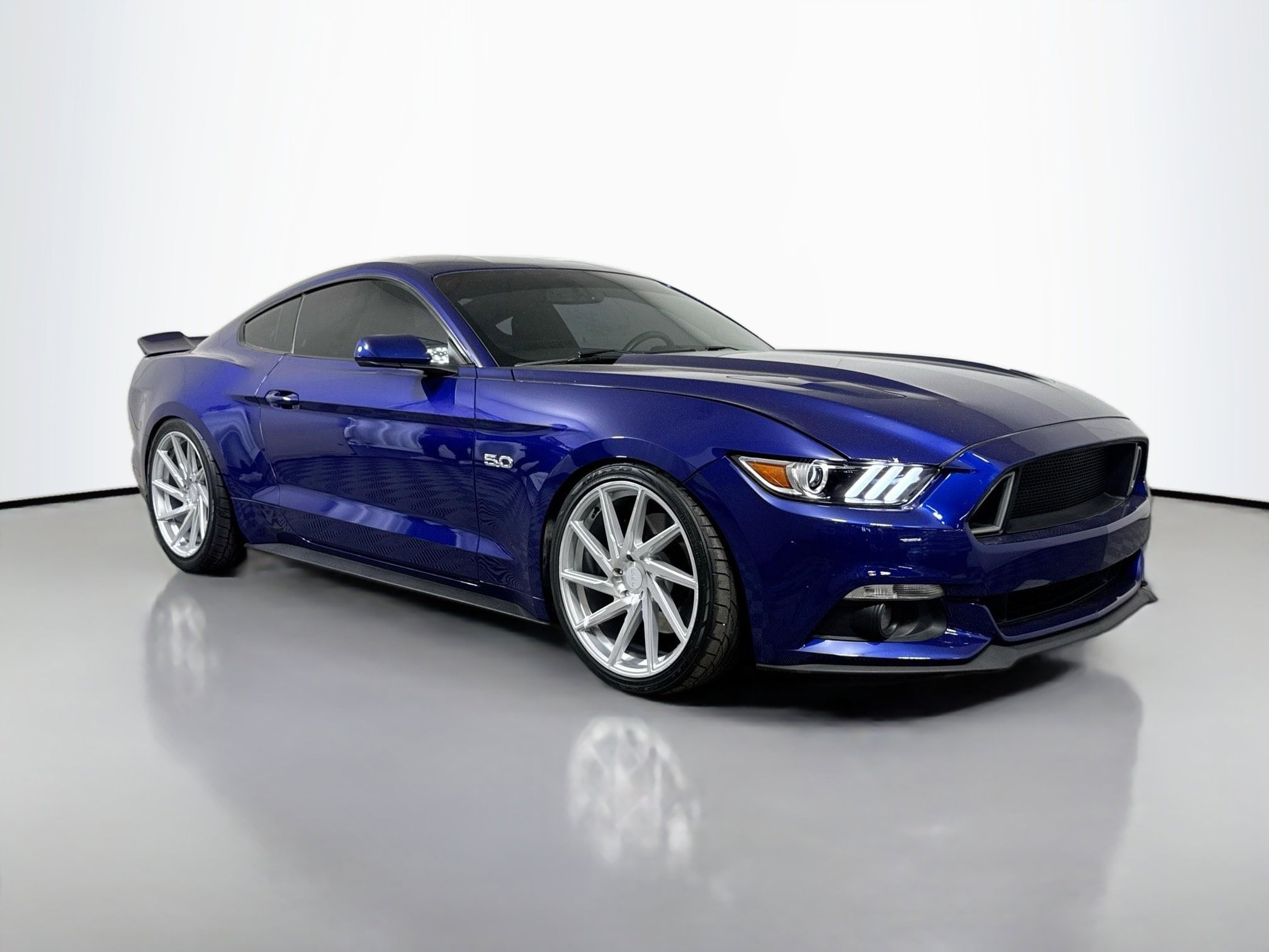 2015 Ford Mustang GT Coupe's photo