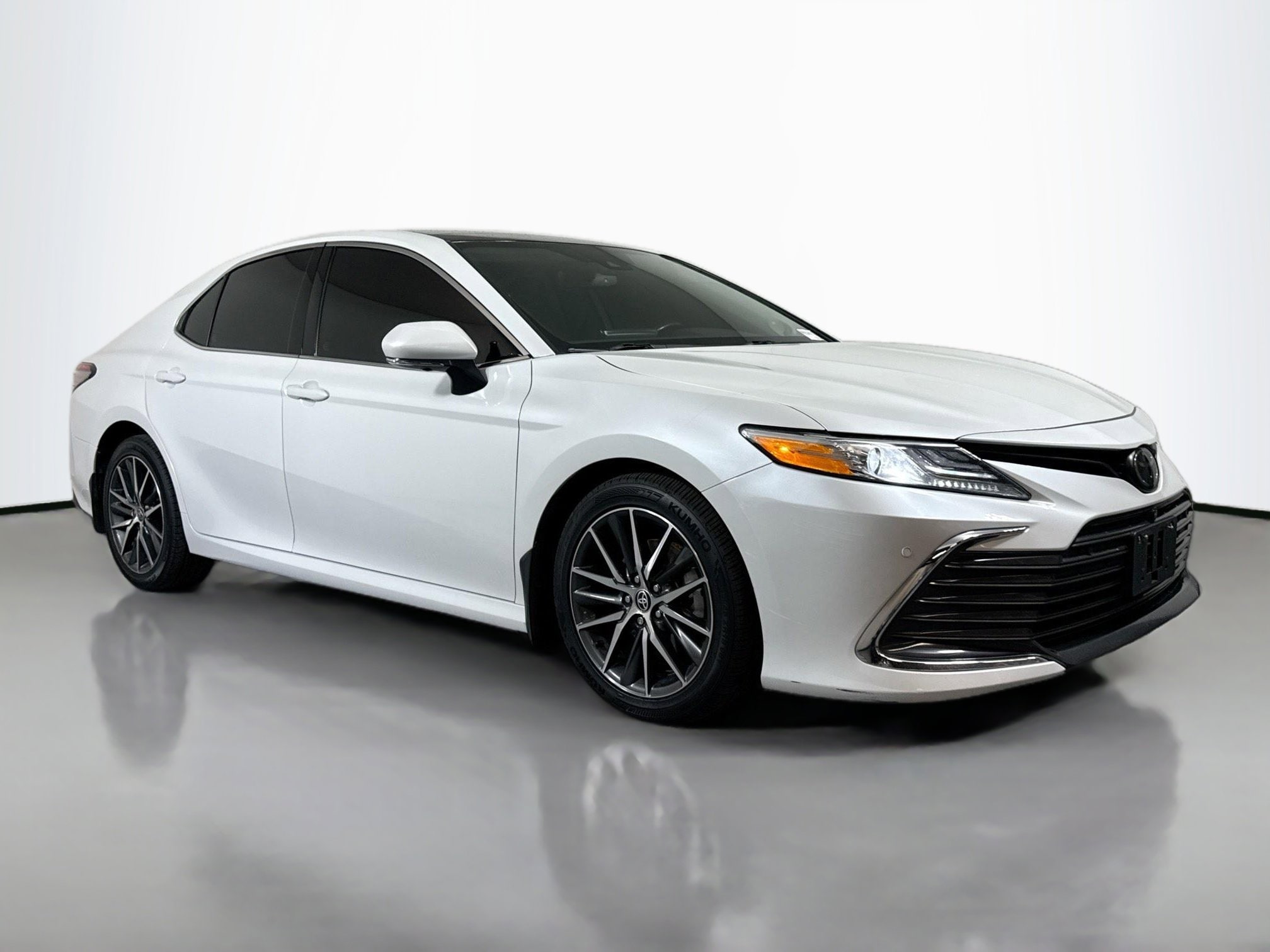 2023 Toyota Camry 4dr Car 