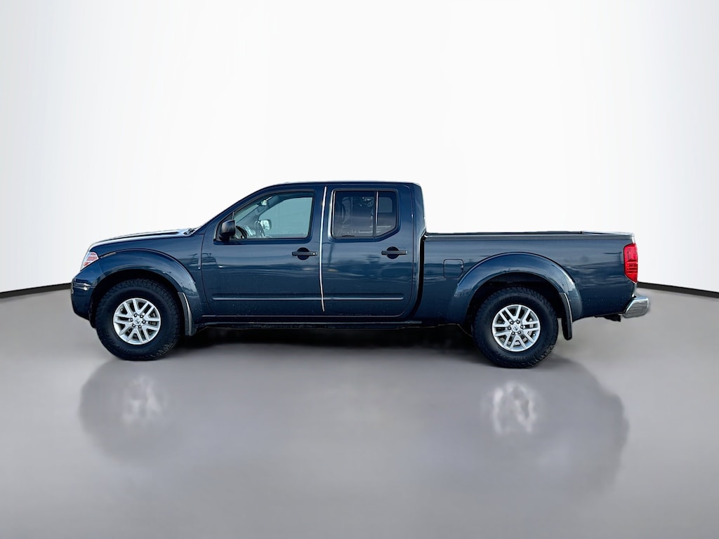 Used 2017 Nissan Frontier SV Crew Cab Pickup