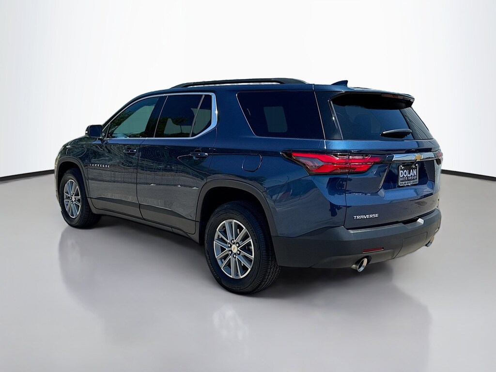 Used 2023 Chevrolet Traverse LT Cloth w/1LT Sport Utility