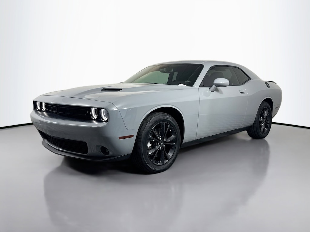 Certified 2022 Dodge Challenger SXT 2dr Car