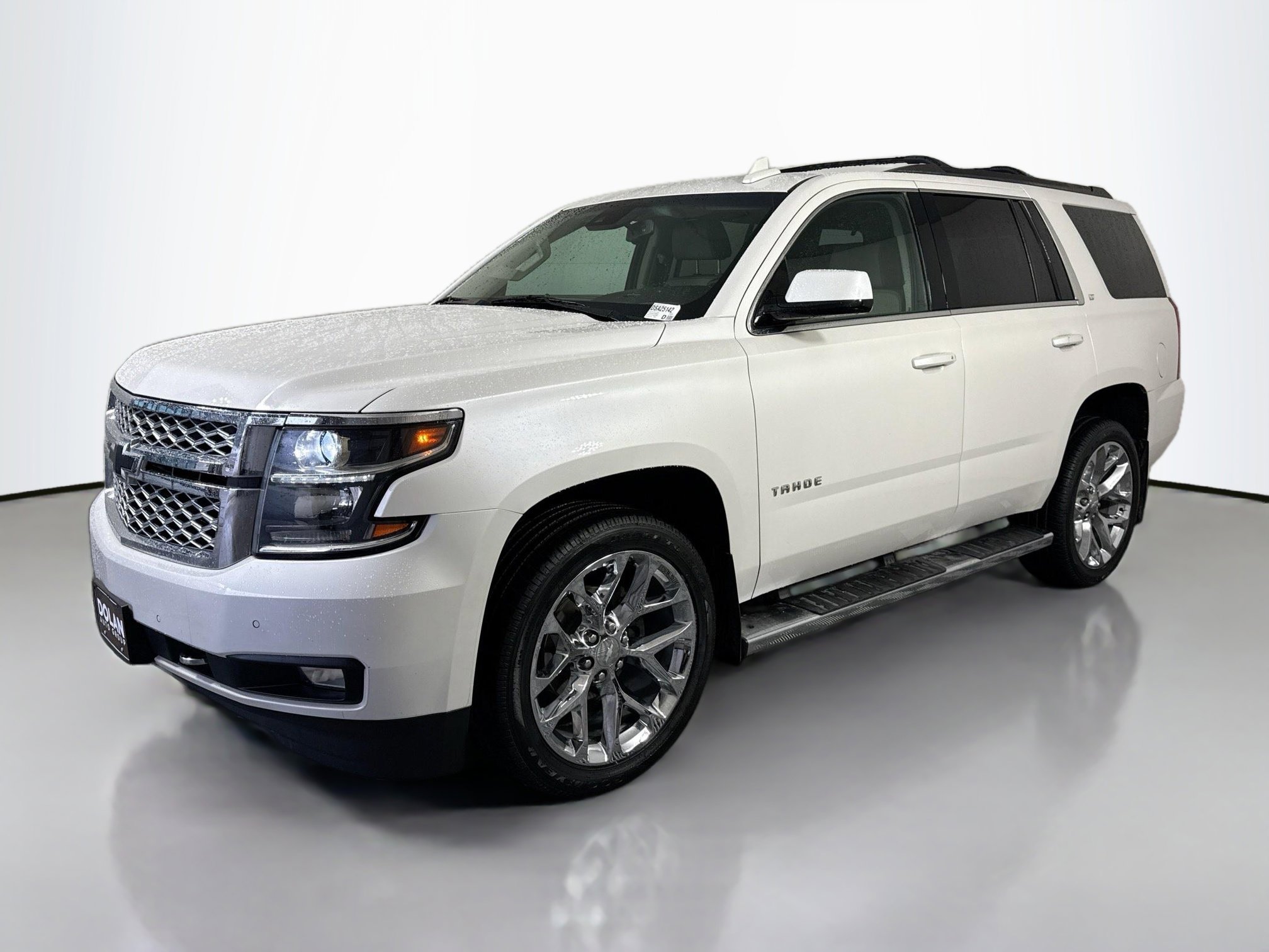 2020 Chevrolet Tahoe LT photo 2