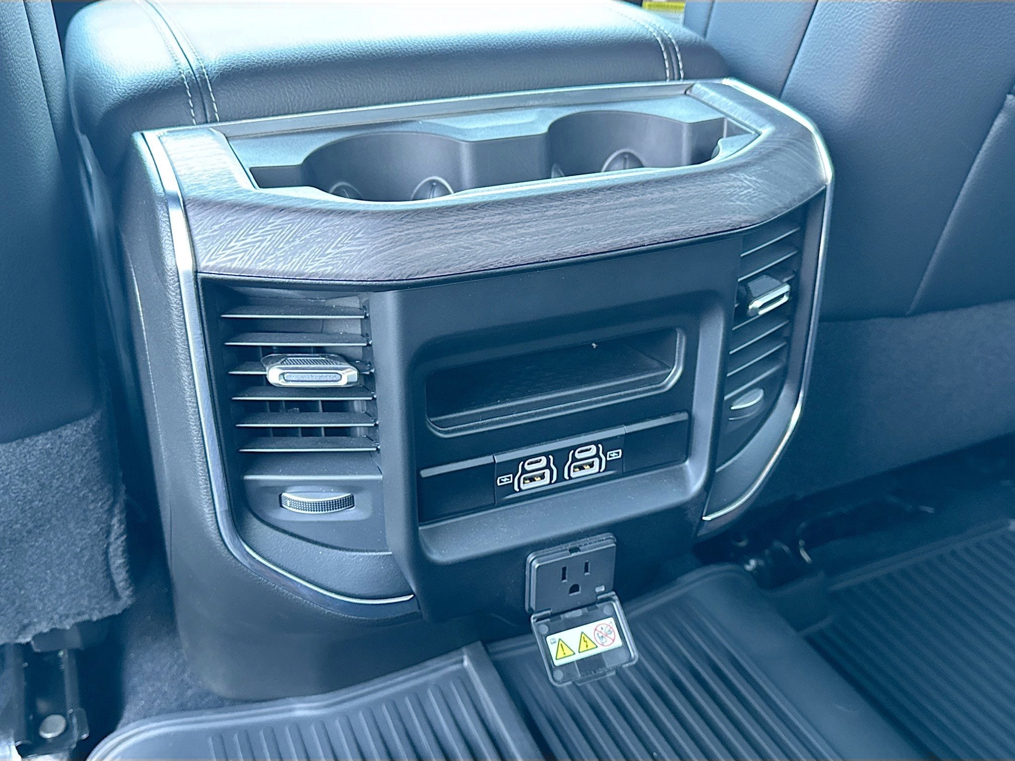 2025 RAM 2500 Laramie - Photo 41