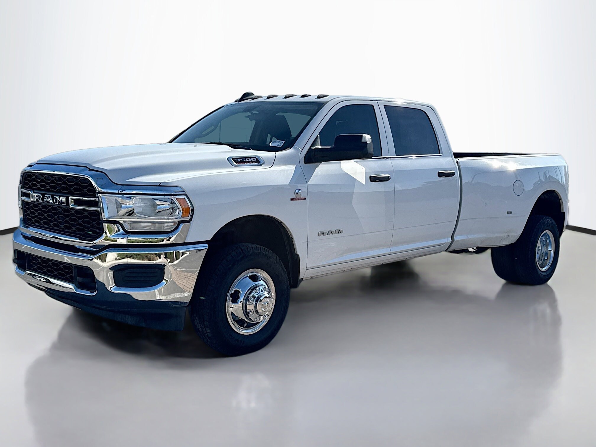 2020 Ram 3500 Tradesman photo 2