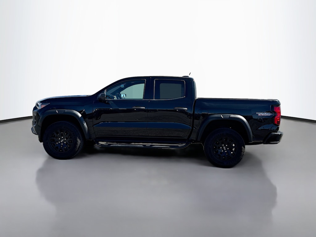 Used 2024 Chevrolet Colorado Trail Boss Crew Cab Pickup