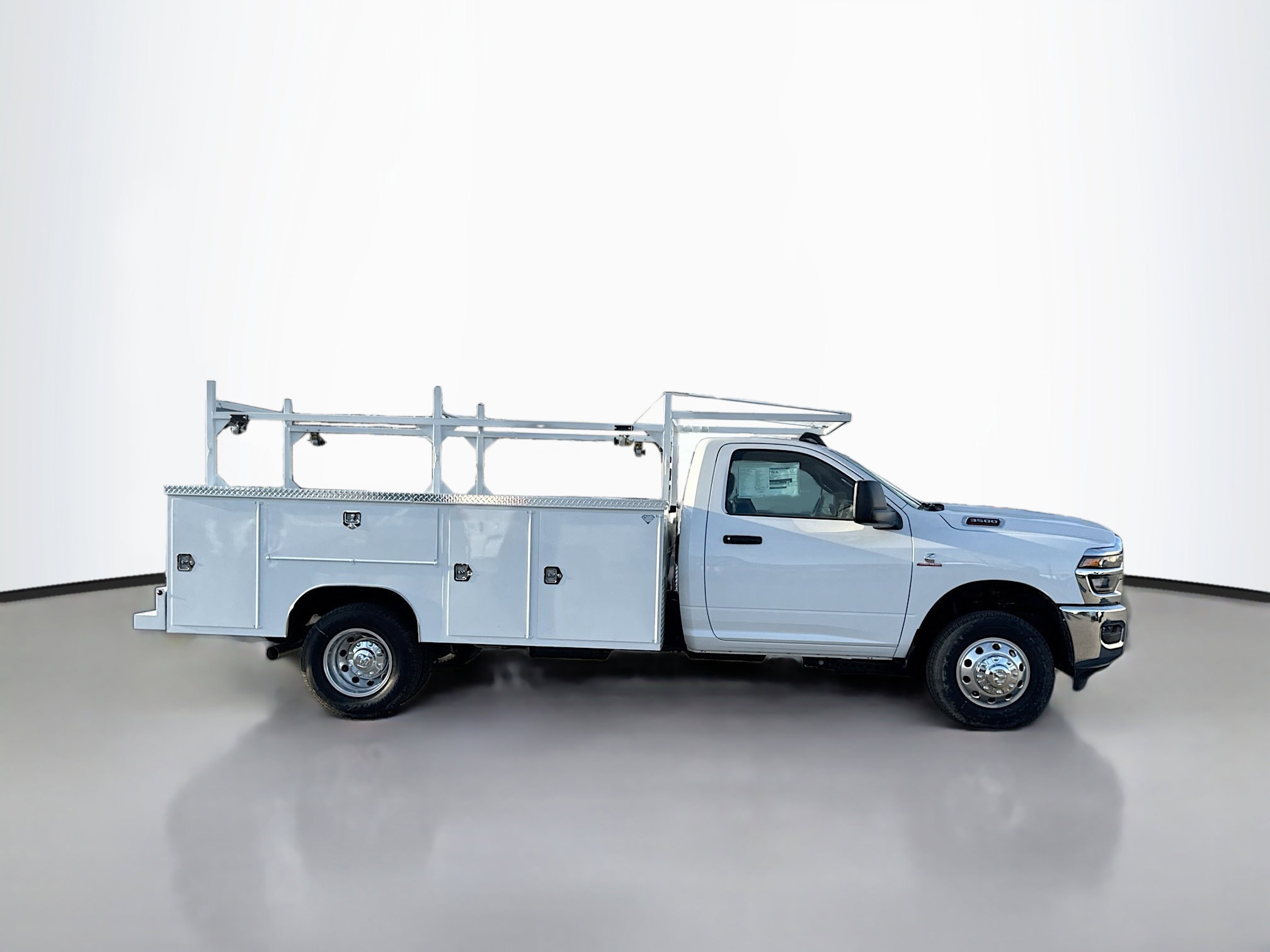 2025 RAM 3500 Chassis Tradesman - Photo 10