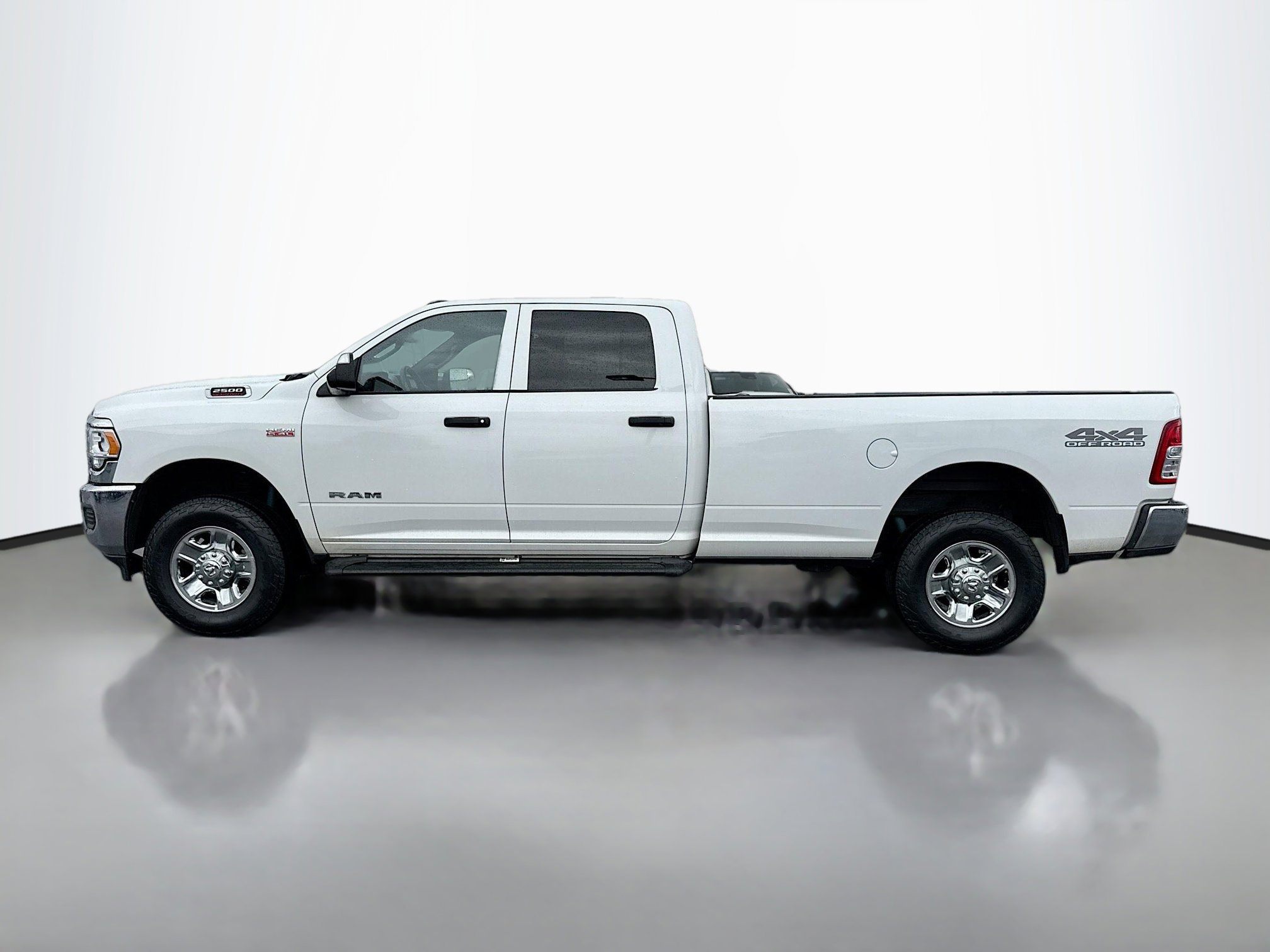 2022 Ram 2500 Tradesman photo 3