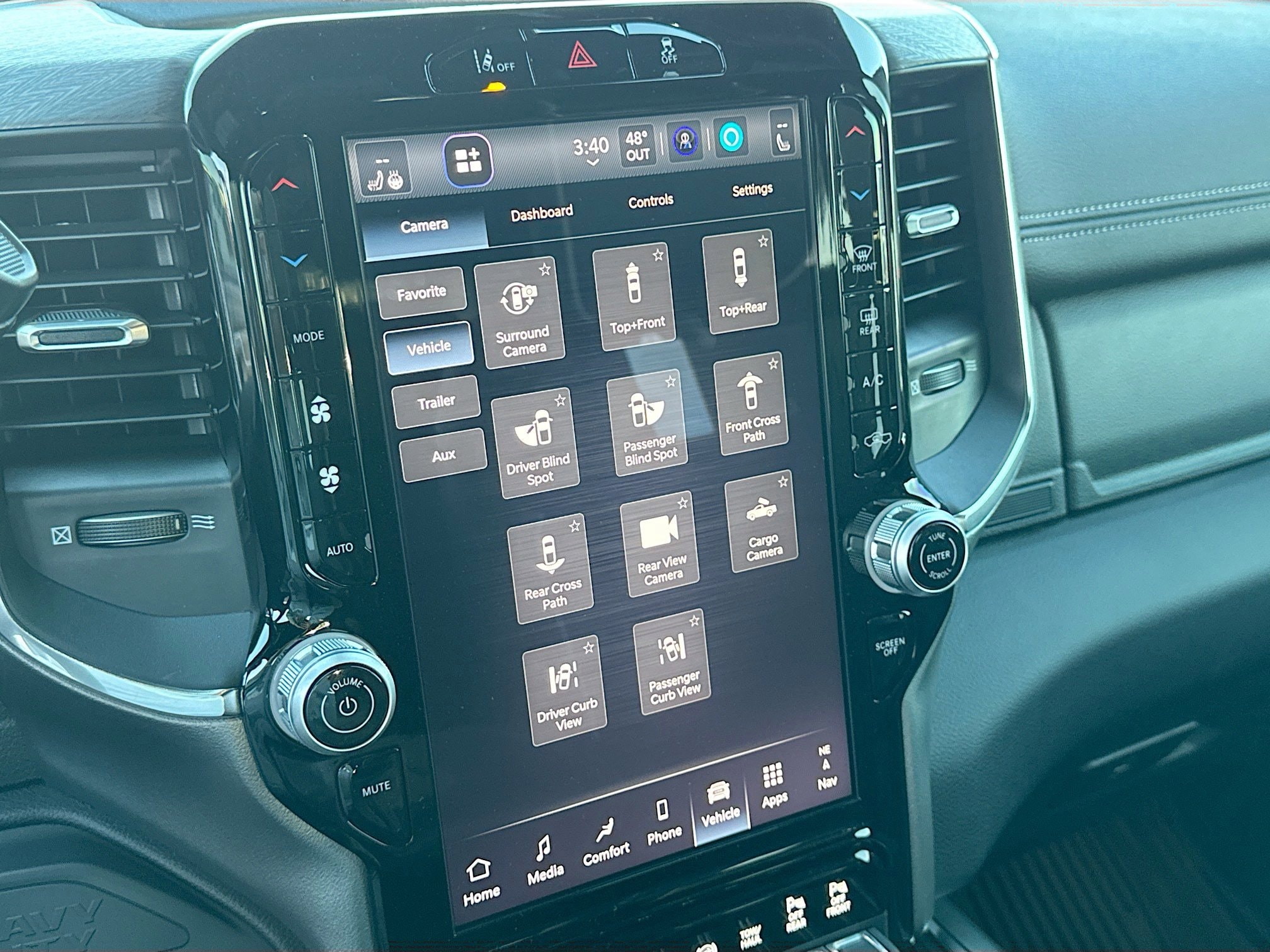 2025 RAM 2500 Laramie - Photo 29