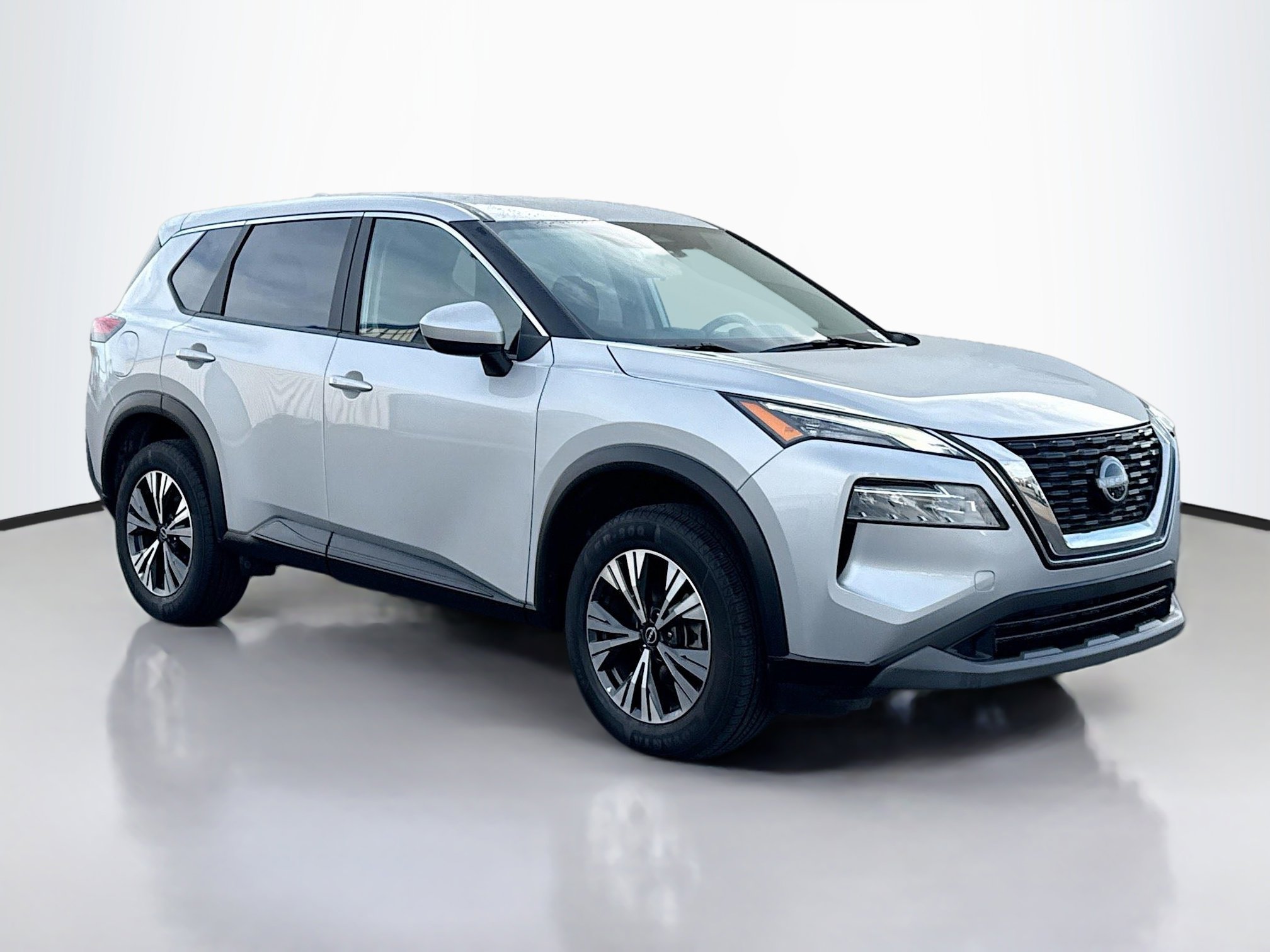 2023 Nissan Rogue SV's photo