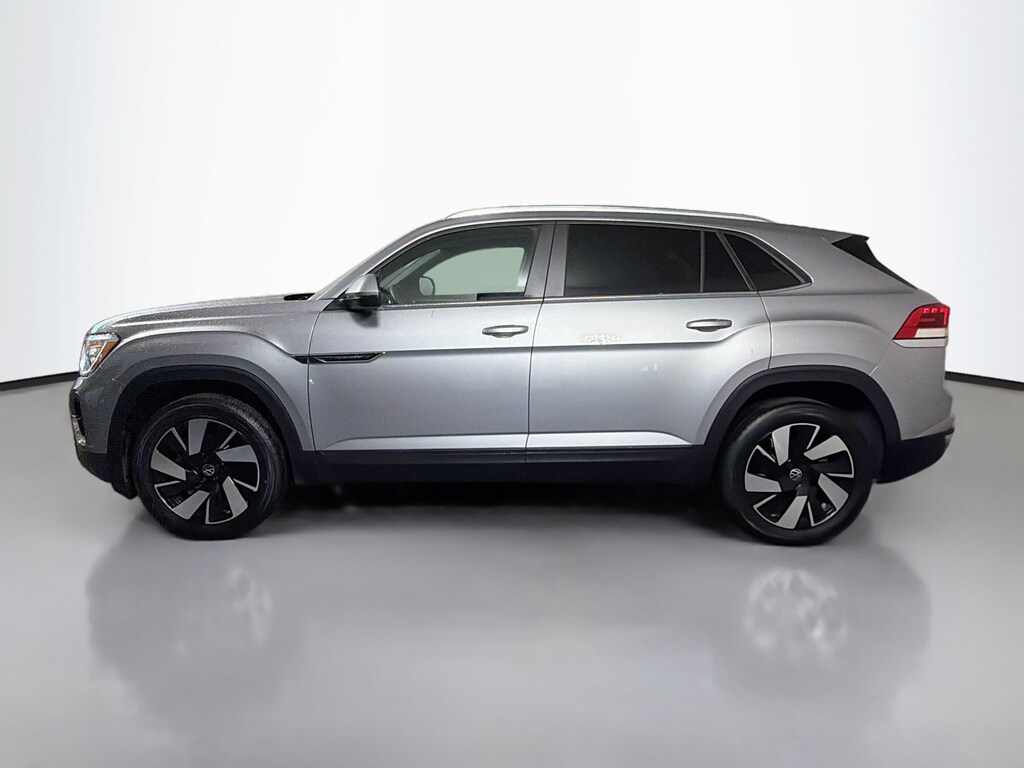 Used 2024 Volkswagen Atlas Cross Sport 2.0T SE w/Technology Sport Utility