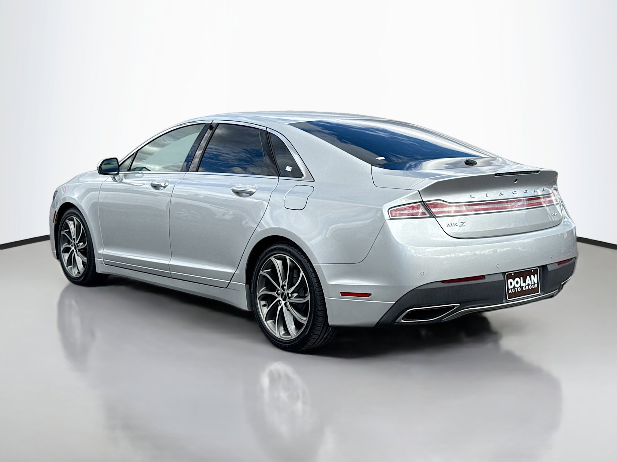 2019 Lincoln MKZ Reserve photo 3