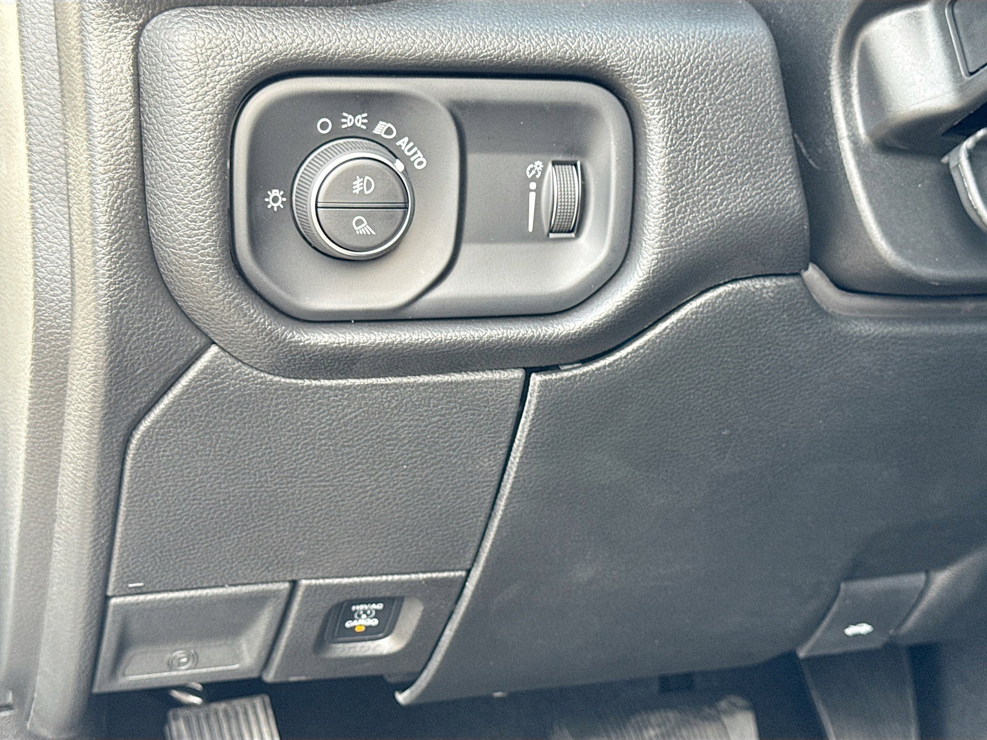 2025 RAM 2500 Tradesman - Photo 26