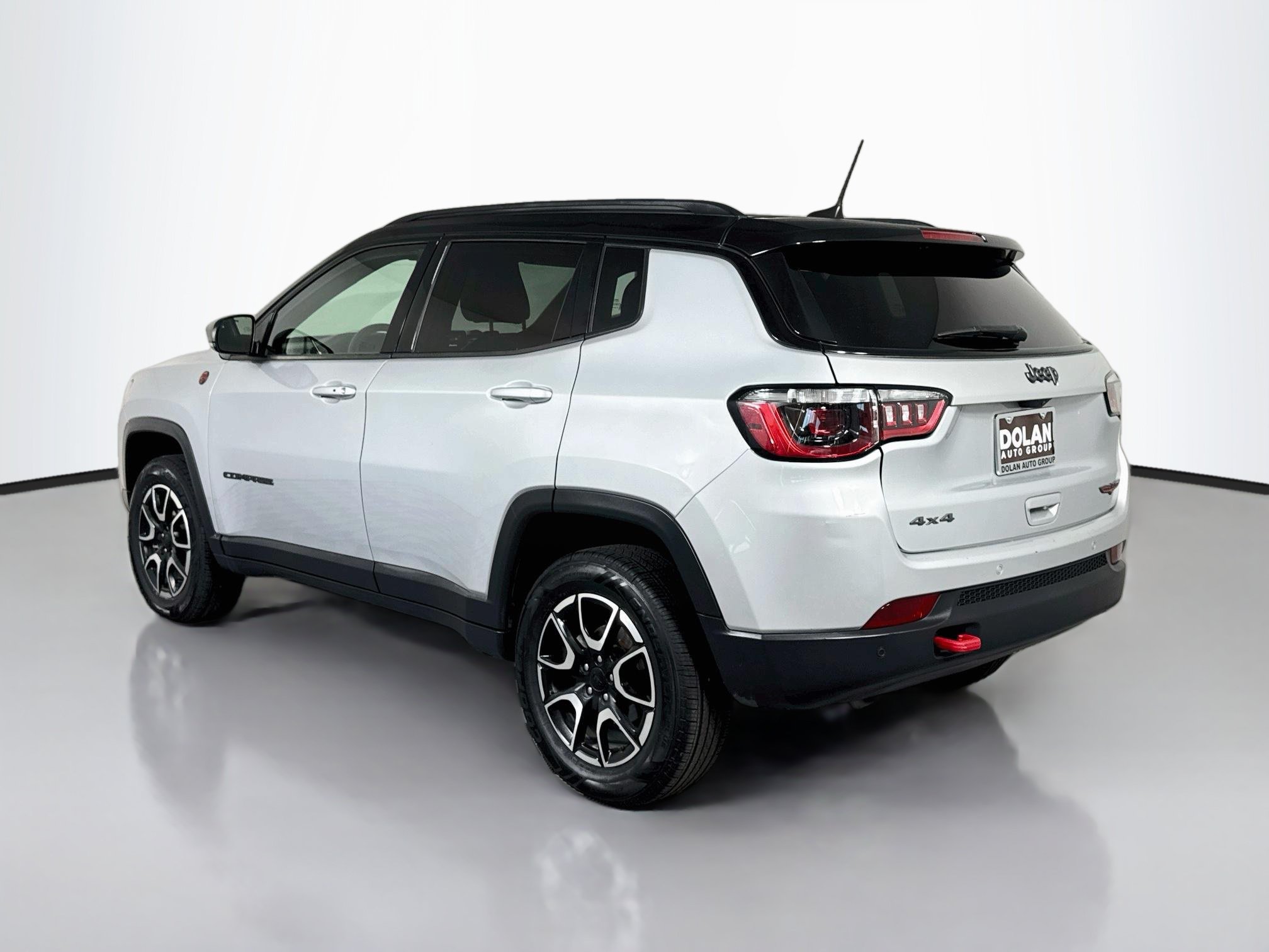 Used 2024 Jeep Compass Trailhawk Sport Utility