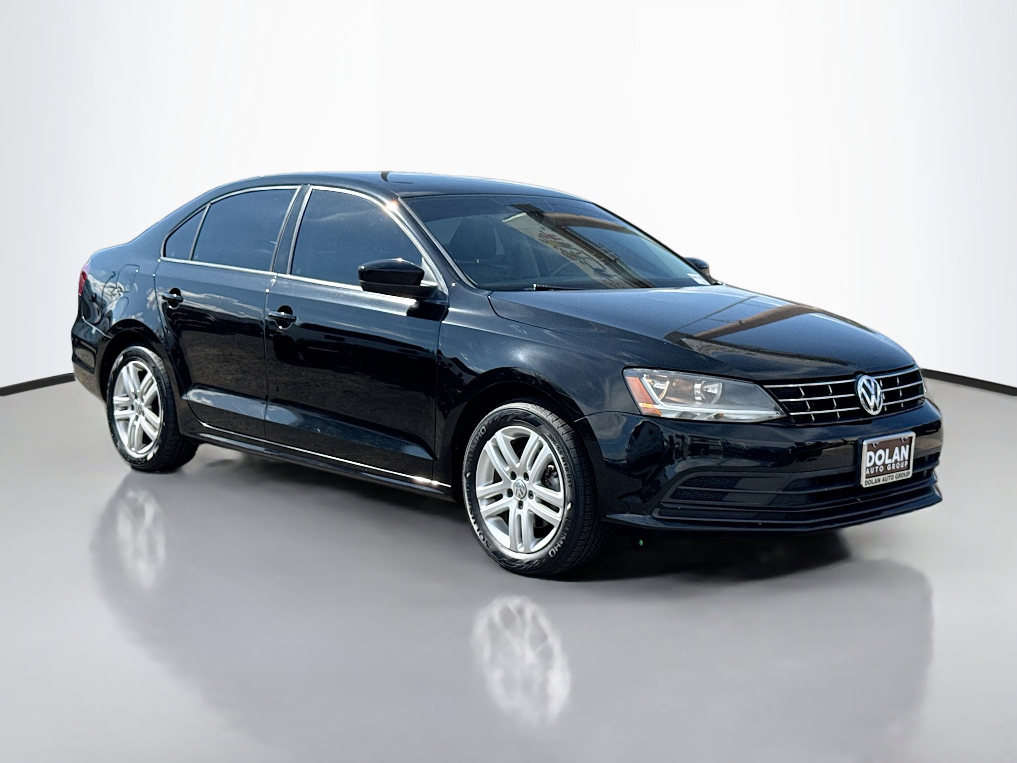 2019 Volkswagen Arteon SEL Premium R-Line photo 2