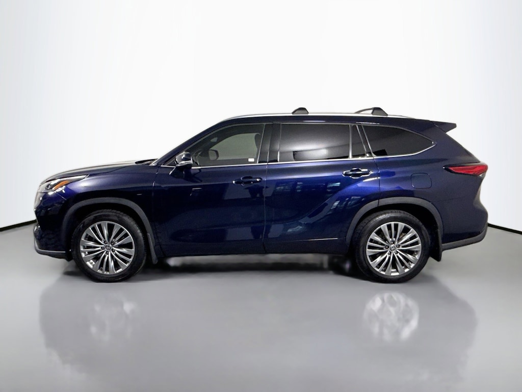 Used 2021 Toyota Highlander Platinum Sport Utility