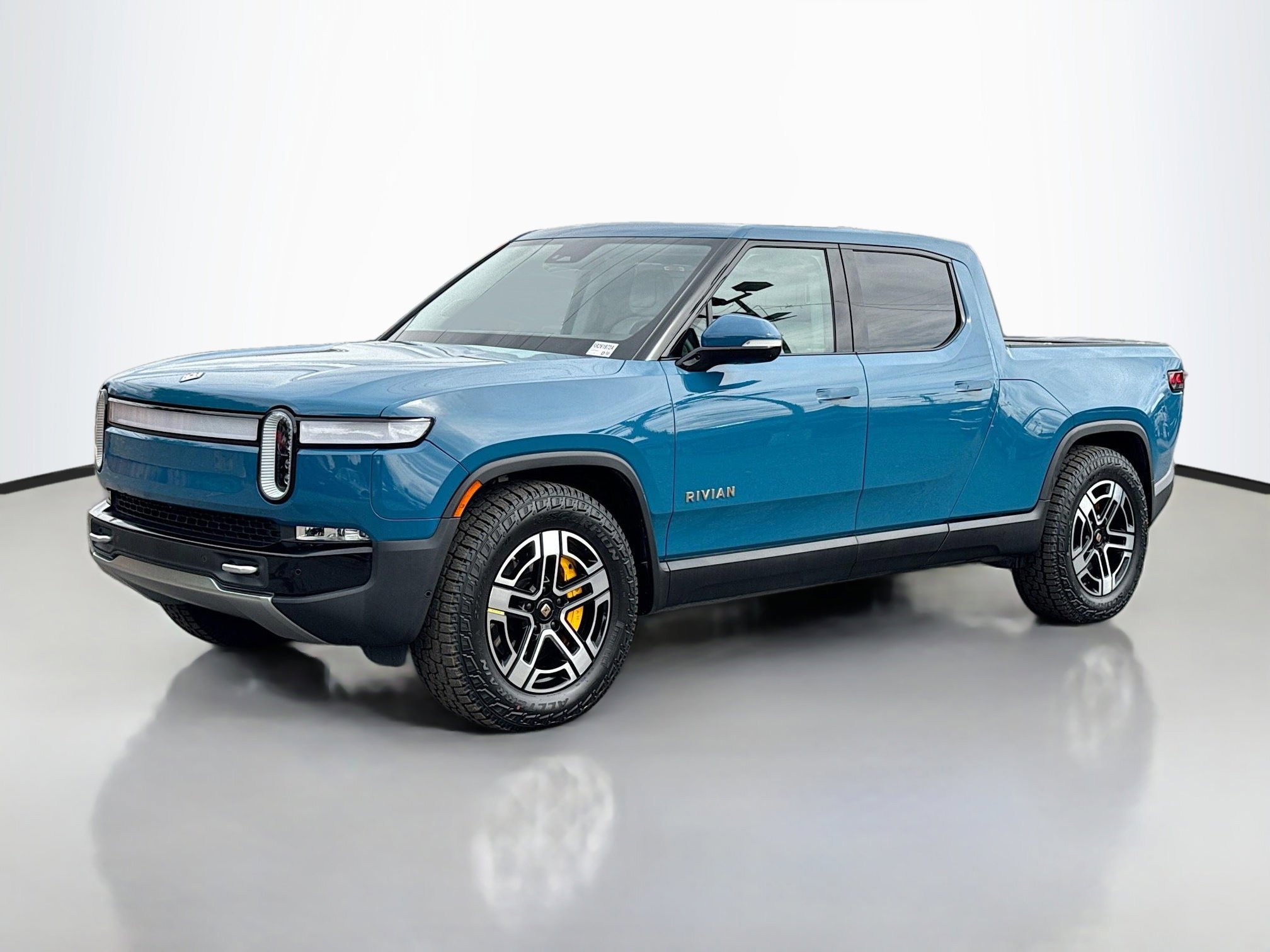2023 Rivian R1T Adventure photo 4