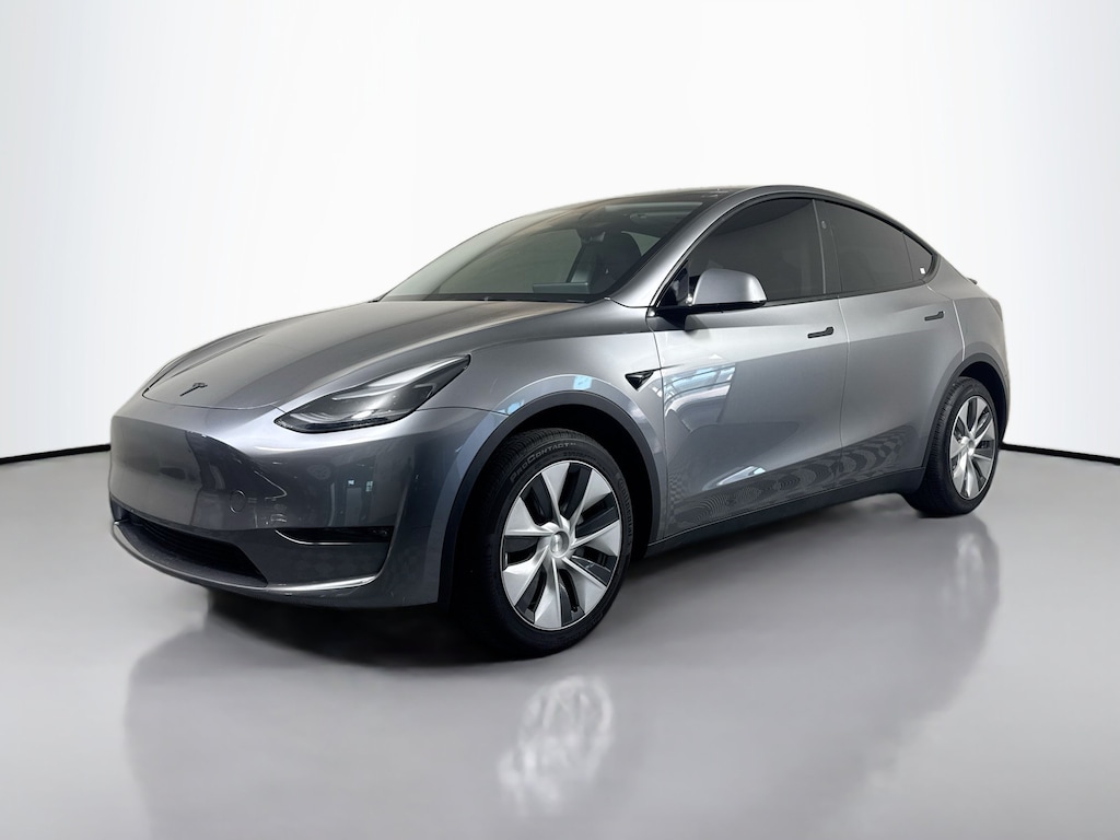 Used 2025 Tesla Model Y Long Range Sport Utility