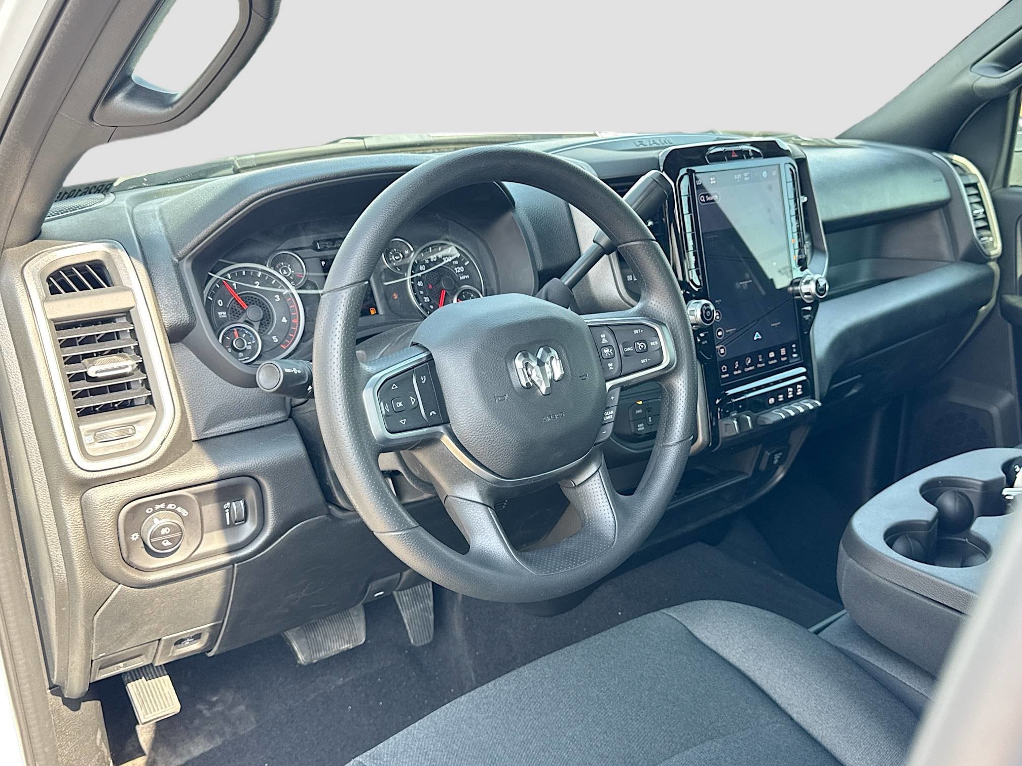 2026 RAM 2500 Tradesman - Photo 10
