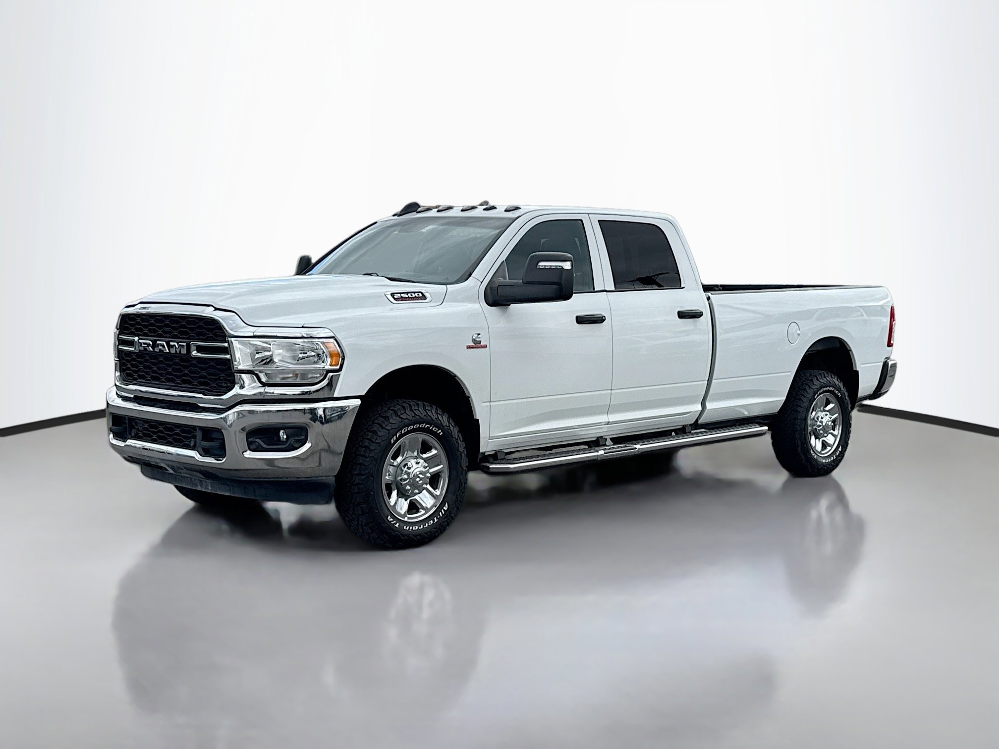 2023 Ram 2500 Tradesman photo 4