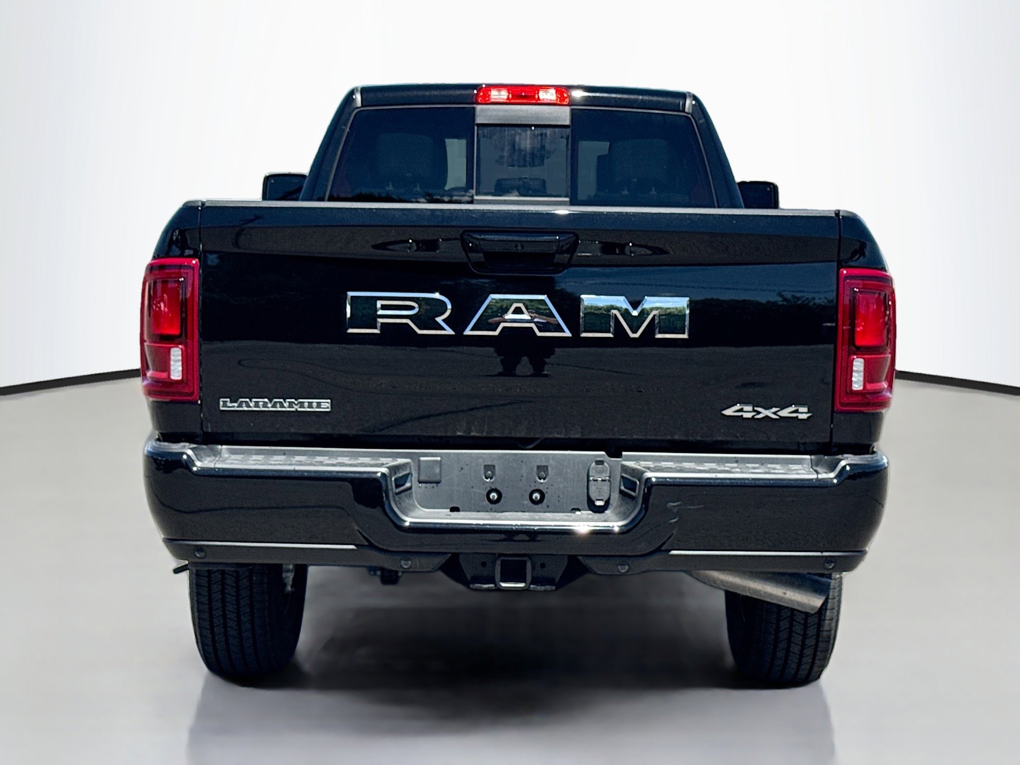 2025 RAM 3500 Laramie - Photo 19