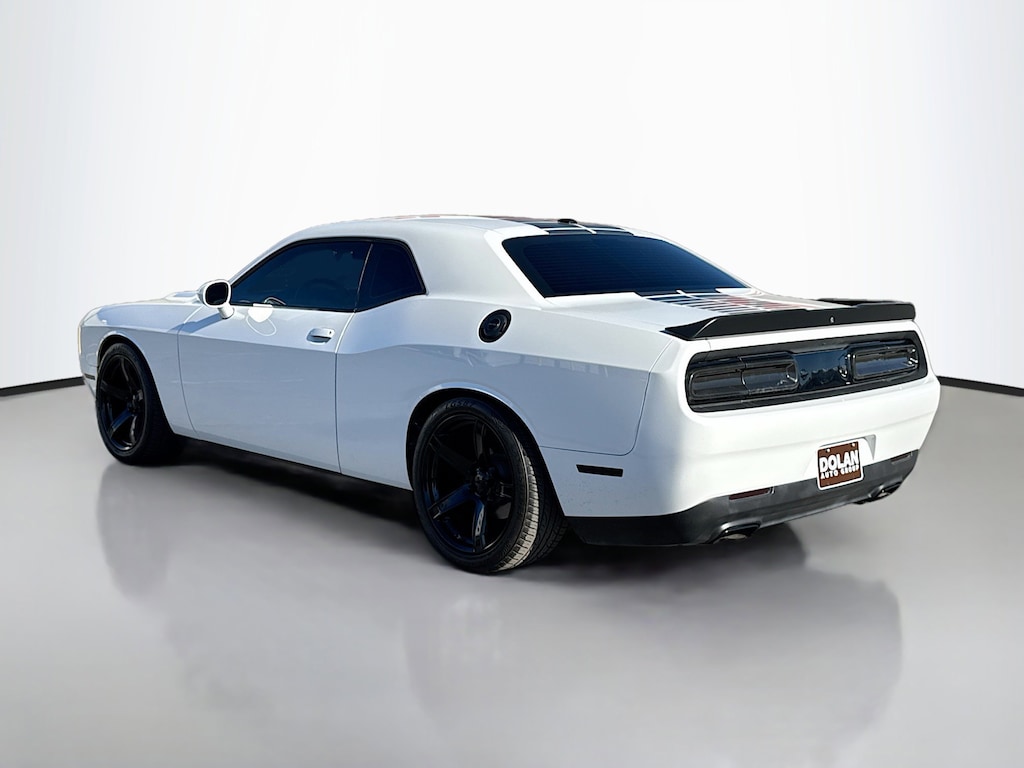 Certified 2022 Dodge Challenger SXT 2dr Car