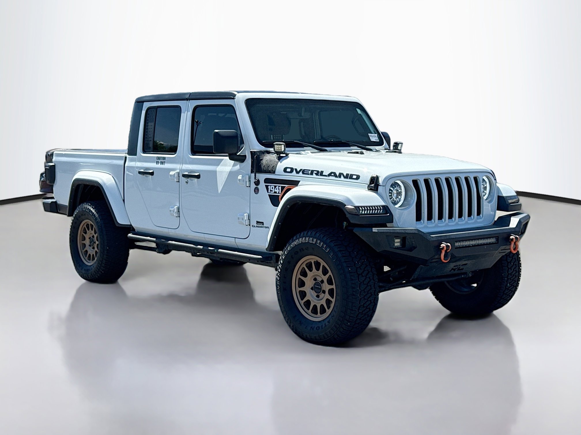 2021 Jeep Gladiator Overland's photo
