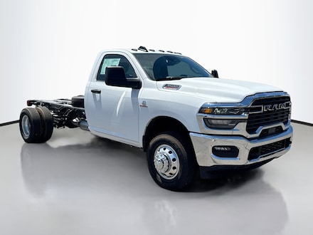 2025 Ram 3500 Chassis Cab Tradesman/Big Horn Pickup