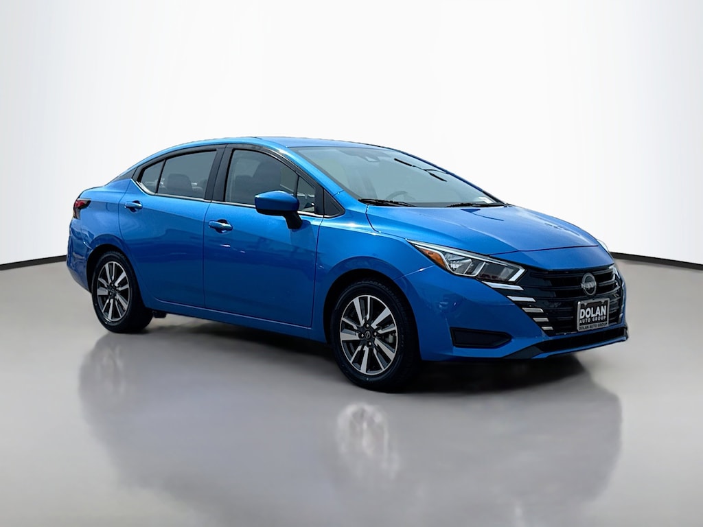Used 2023 Nissan Versa 1.6 SV 4dr Car