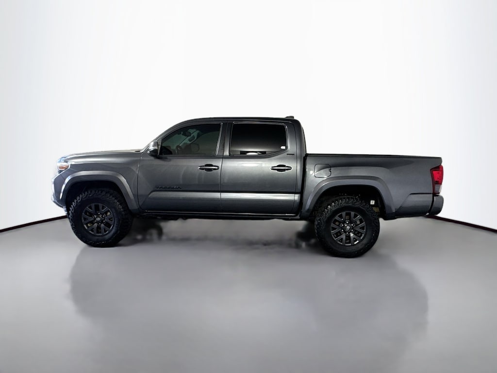 Used 2023 Toyota Tacoma SR V6 Crew Cab Pickup