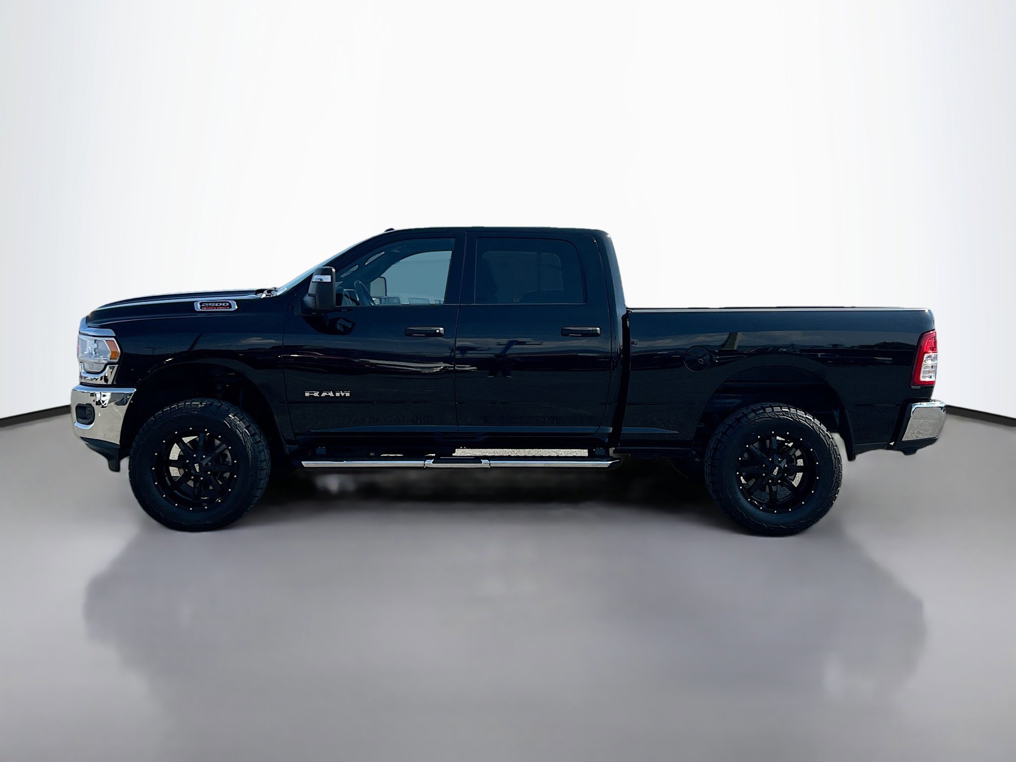 2024 Ram 2500 Big Horn photo 2