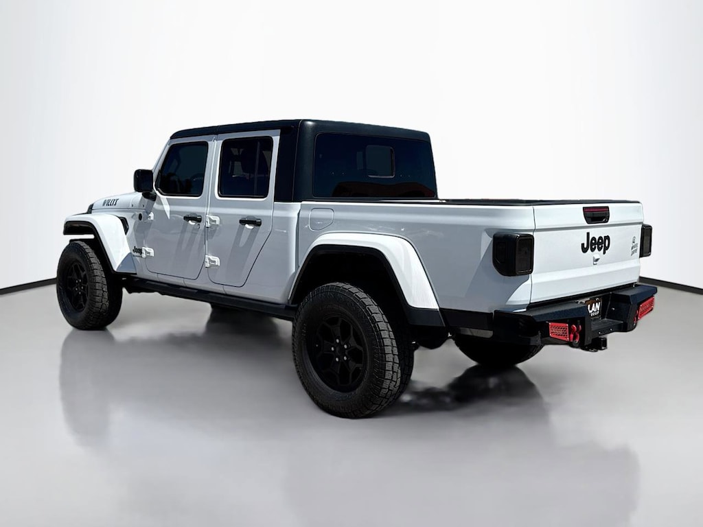 Used 2021 Jeep Gladiator Sport Crew Cab Pickup