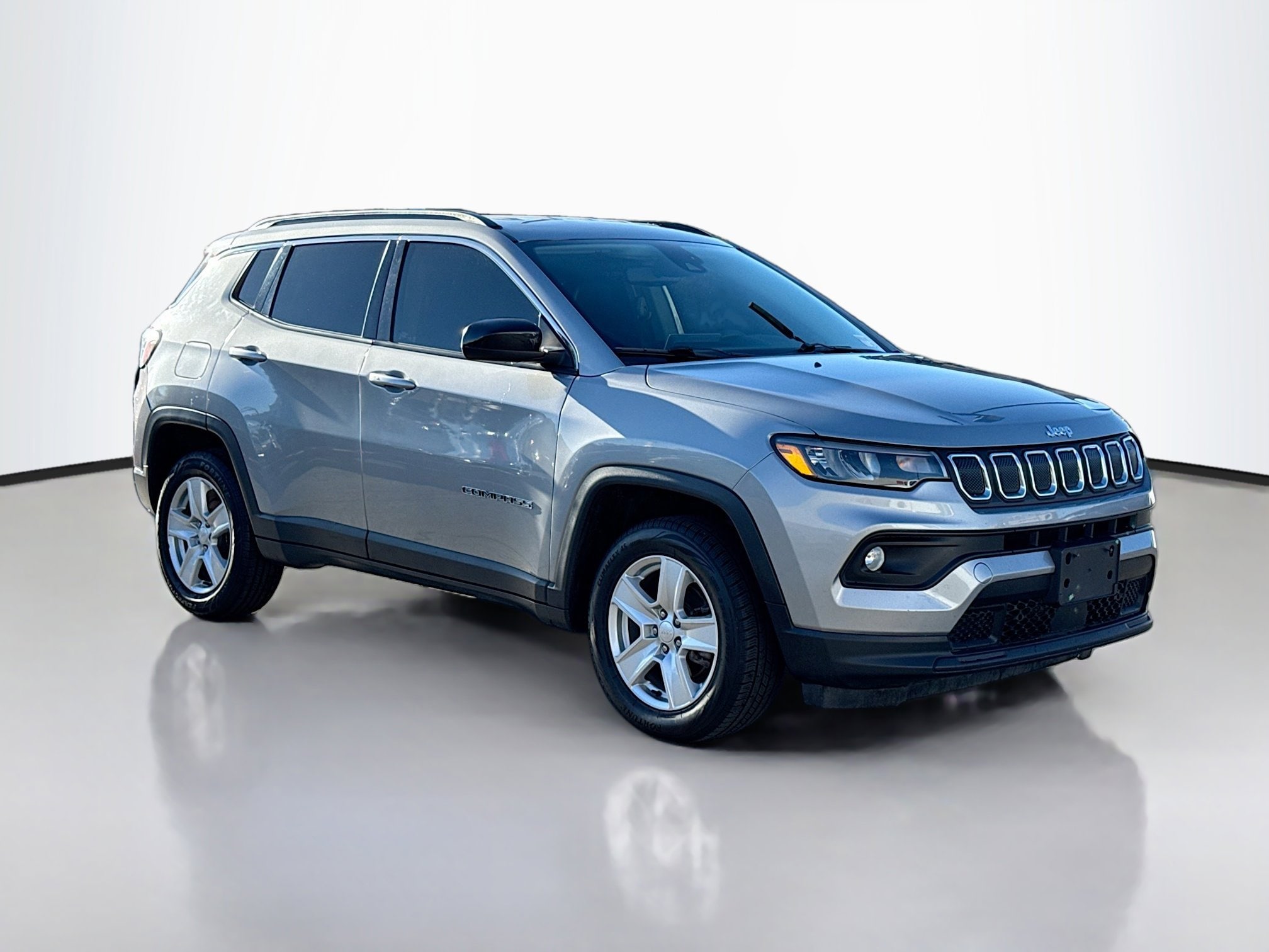 2022 Jeep Compass Latitude's photo