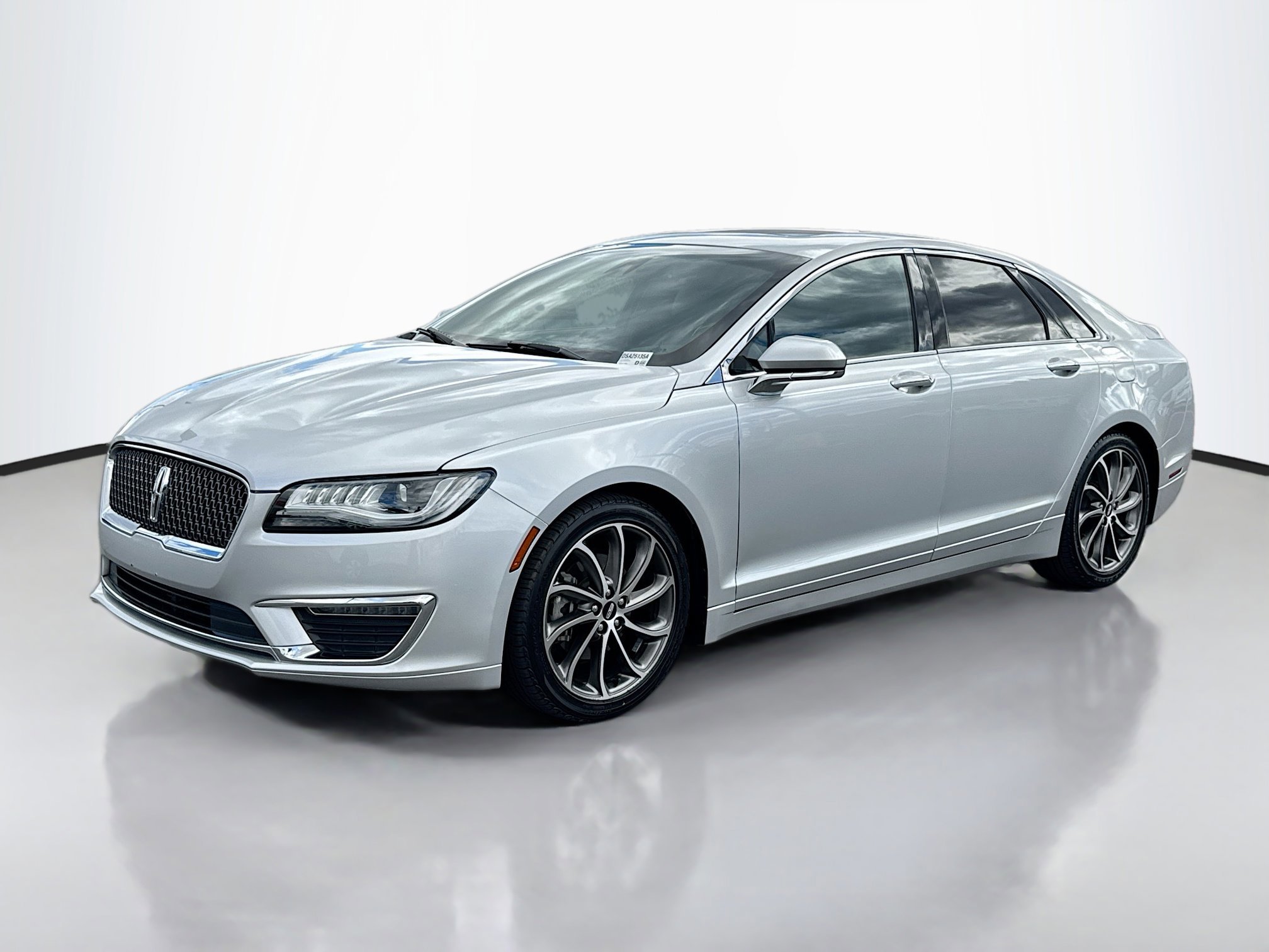 2019 Lincoln MKZ Reserve photo 4