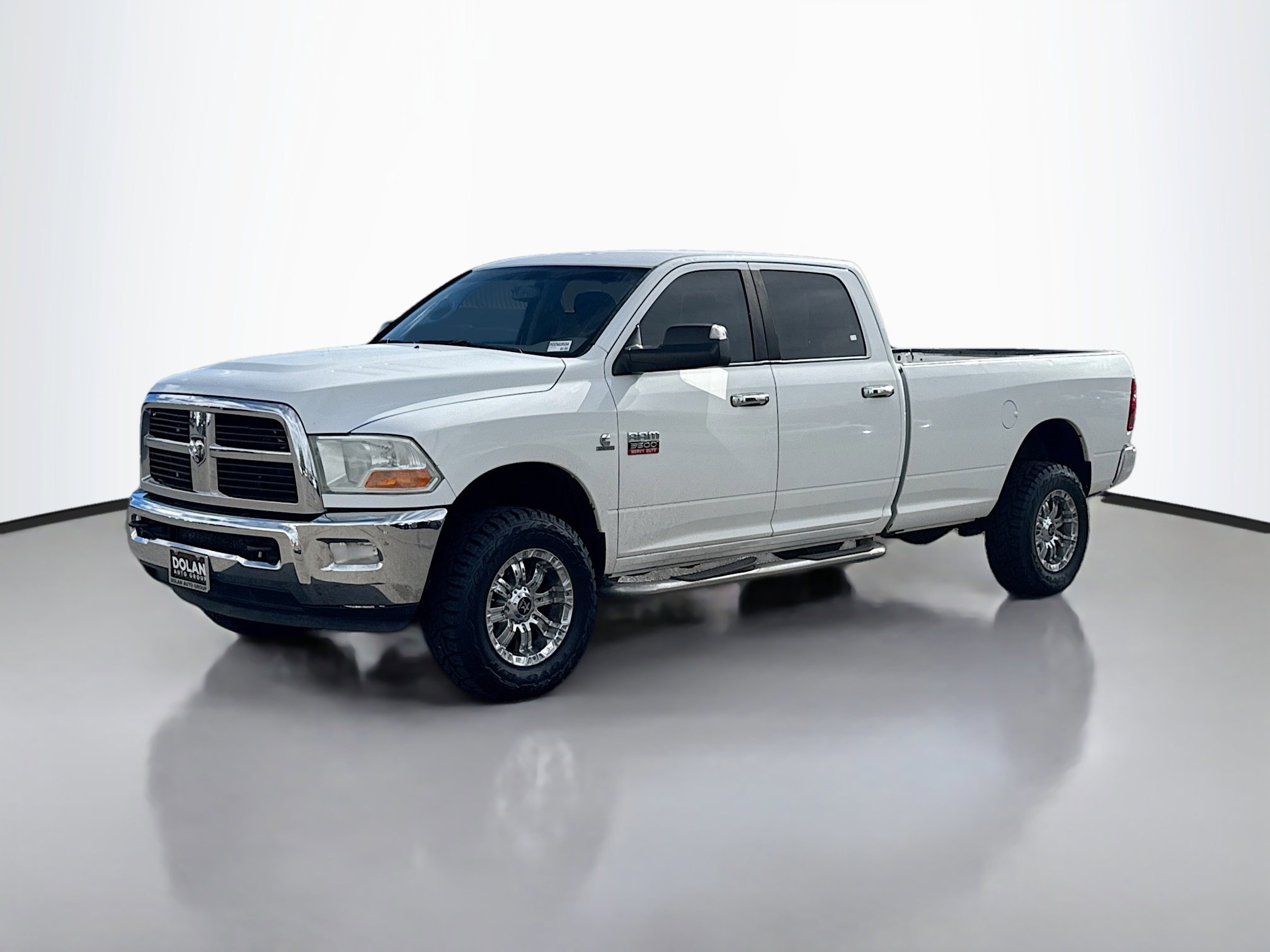 2012 Ram 3500 SLT photo 4