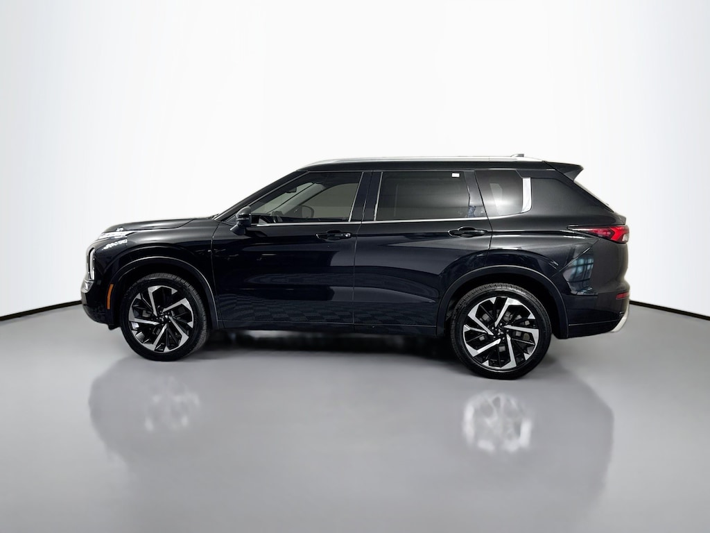 Used 2024 Mitsubishi Outlander SEL Sport Utility