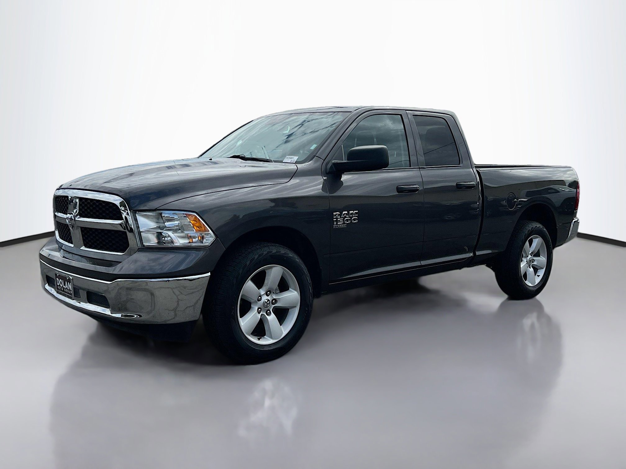 2024 Ram 1500 Classic SLT photo 4