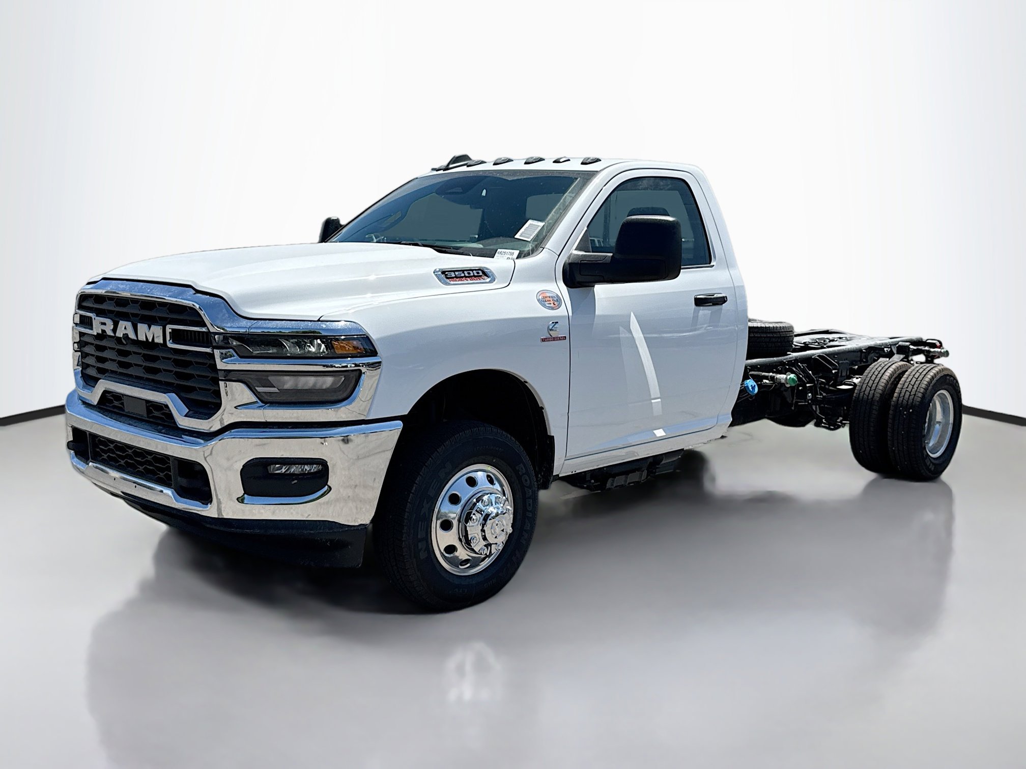 2025 Ram 3500 Tradesman Big Horn photo 2