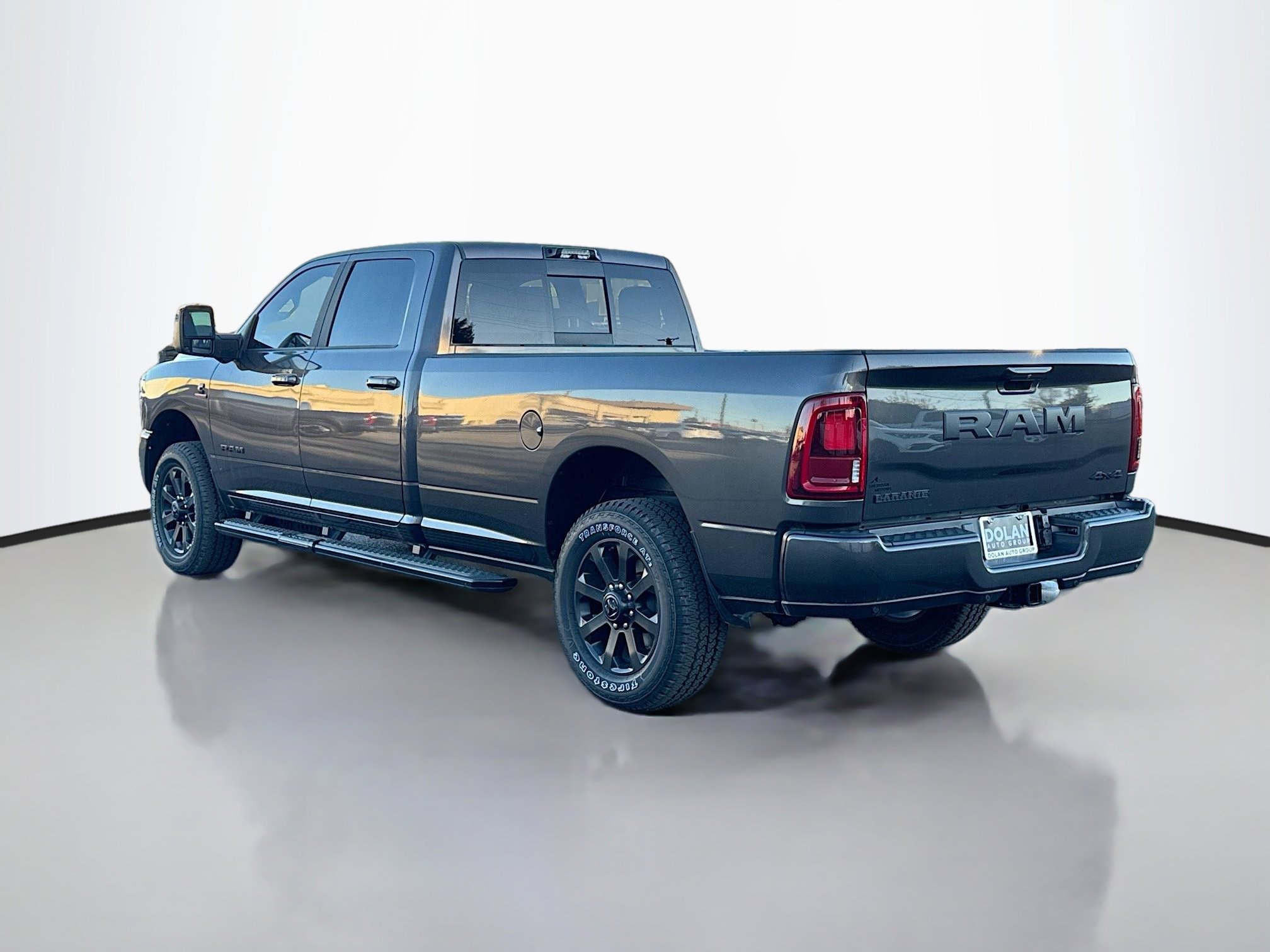 2025 RAM 2500 Laramie - Photo 8