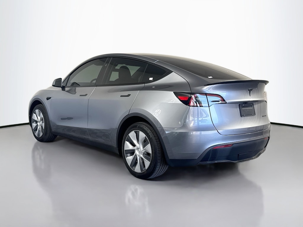 Used 2025 Tesla Model Y Long Range Sport Utility