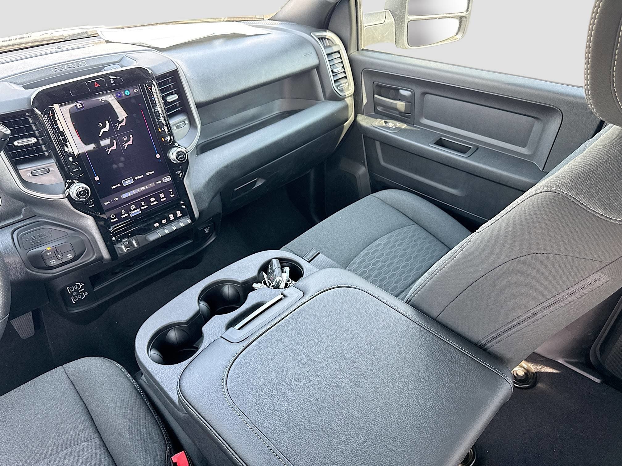 2026 RAM 2500 Tradesman - Photo 29