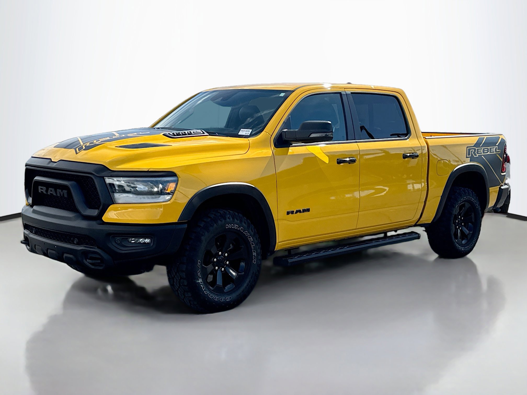 2023 Ram 1500 Rebel photo 4