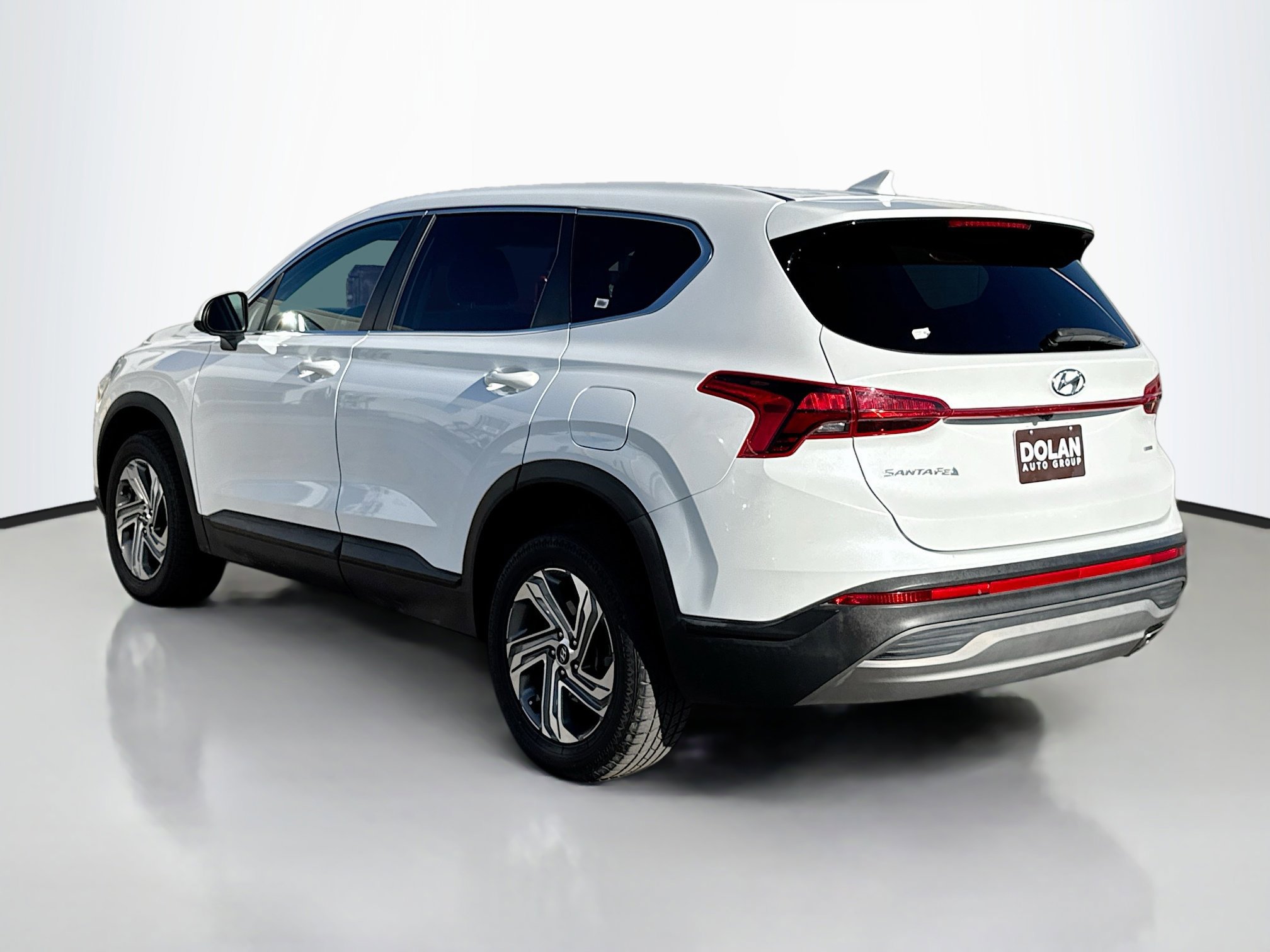 2021 Hyundai Santa Fe SE Sport photo 3