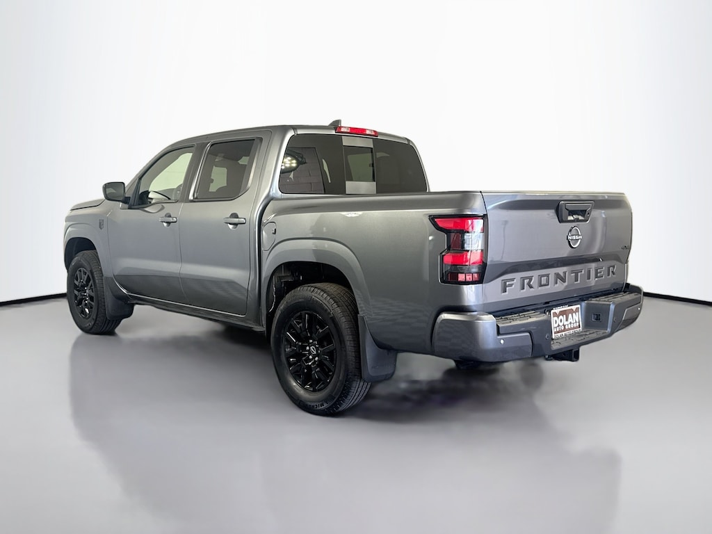 Used 2026 Nissan Frontier SV Crew Cab Pickup